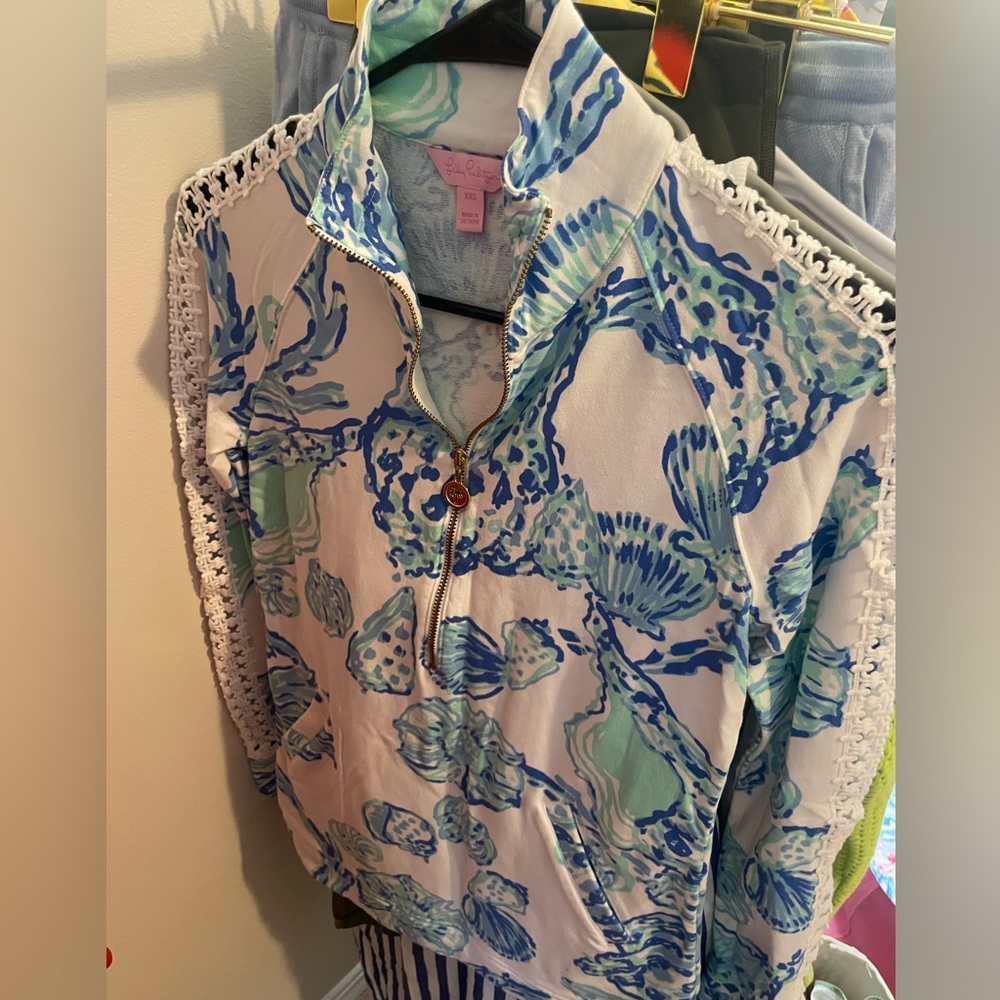 Lilly Pulitzer Blue and White Pullover